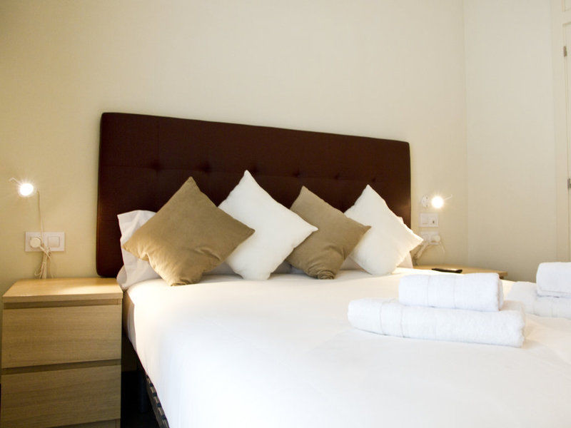 Ola Living Macba Apartment บาร์เซโลนา ภายนอก รูปภาพ